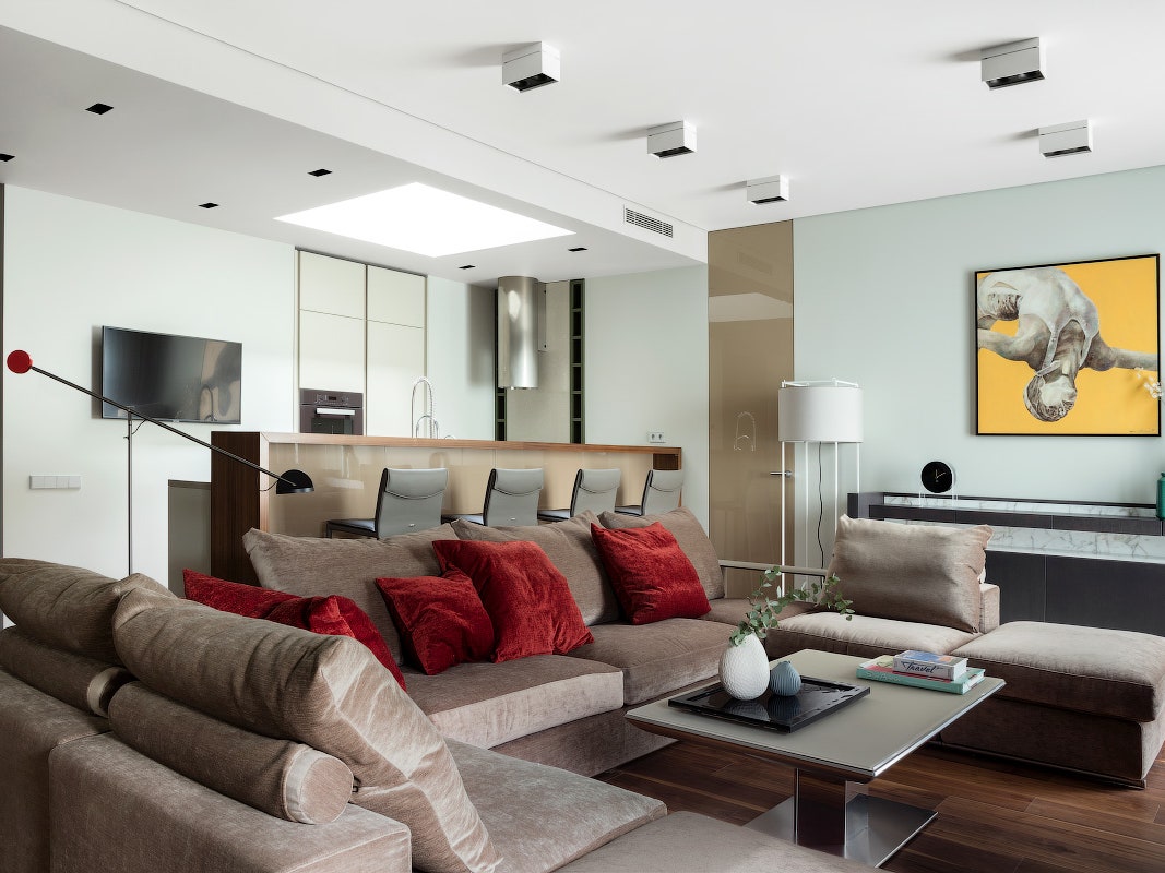 Квартира для девушки, 90 м²