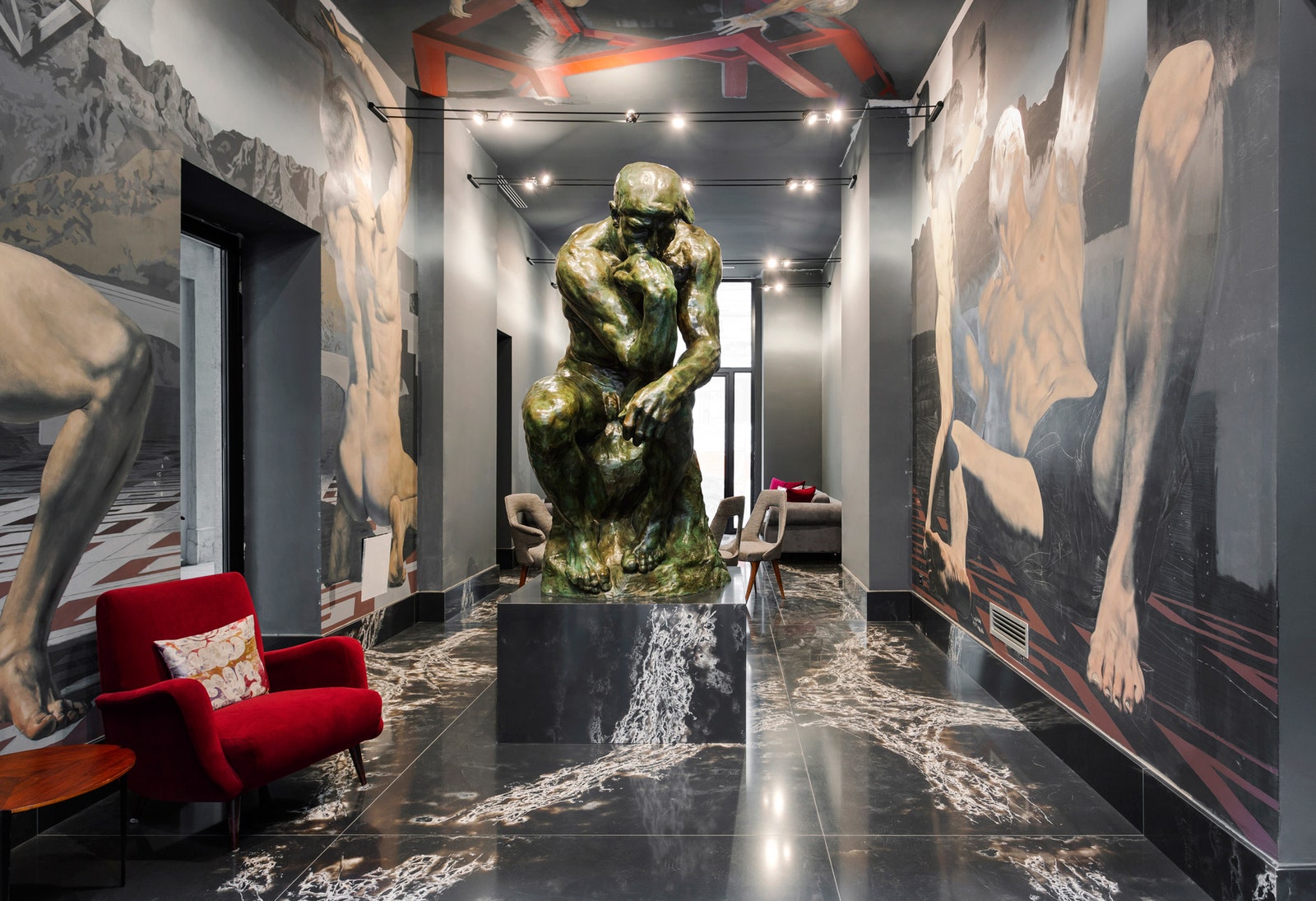 Интерьеры нового отеля в галерее Виктора Эммануила II в Милане