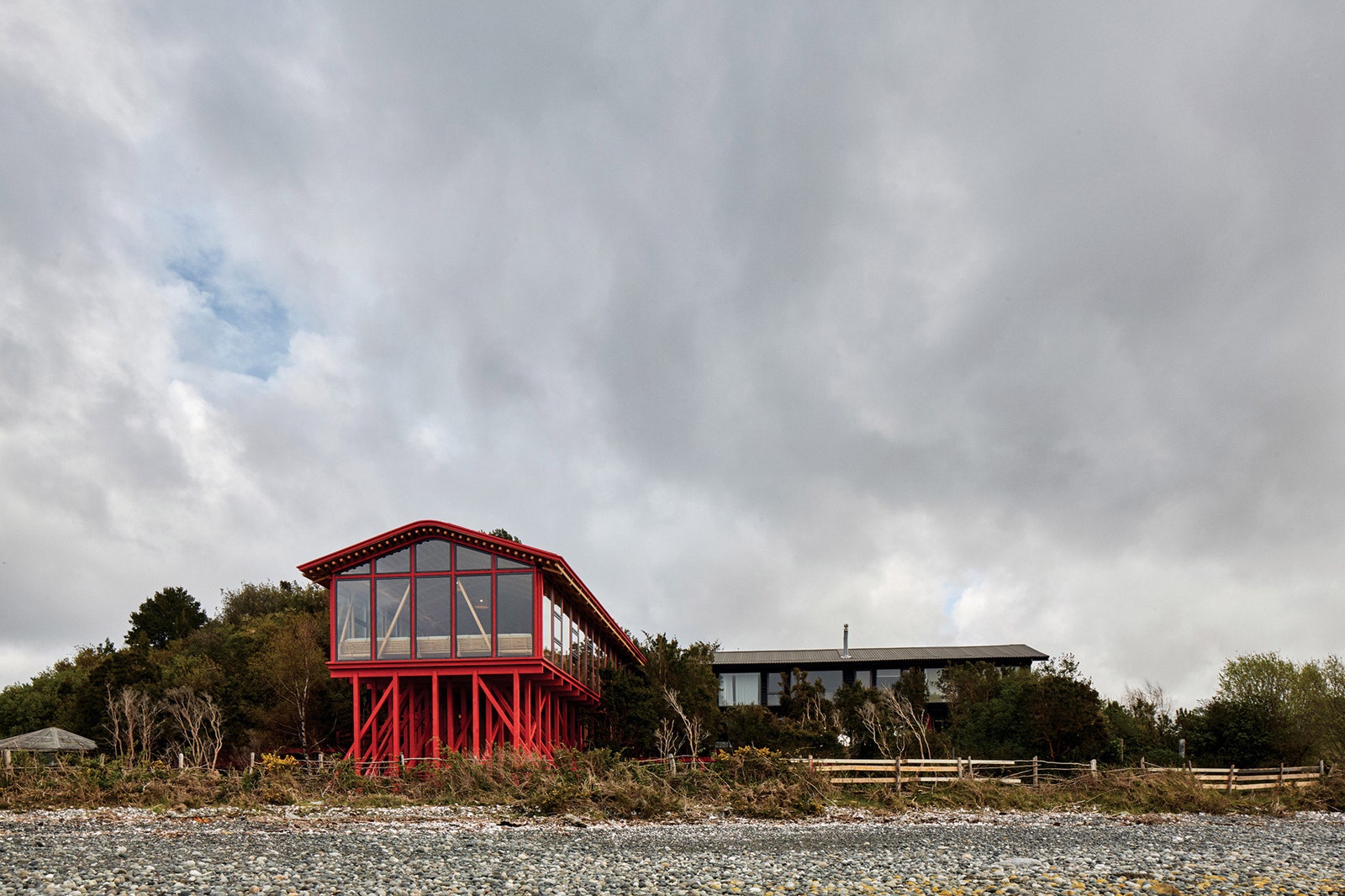 Яркий дом для барбекю на острове в Чили