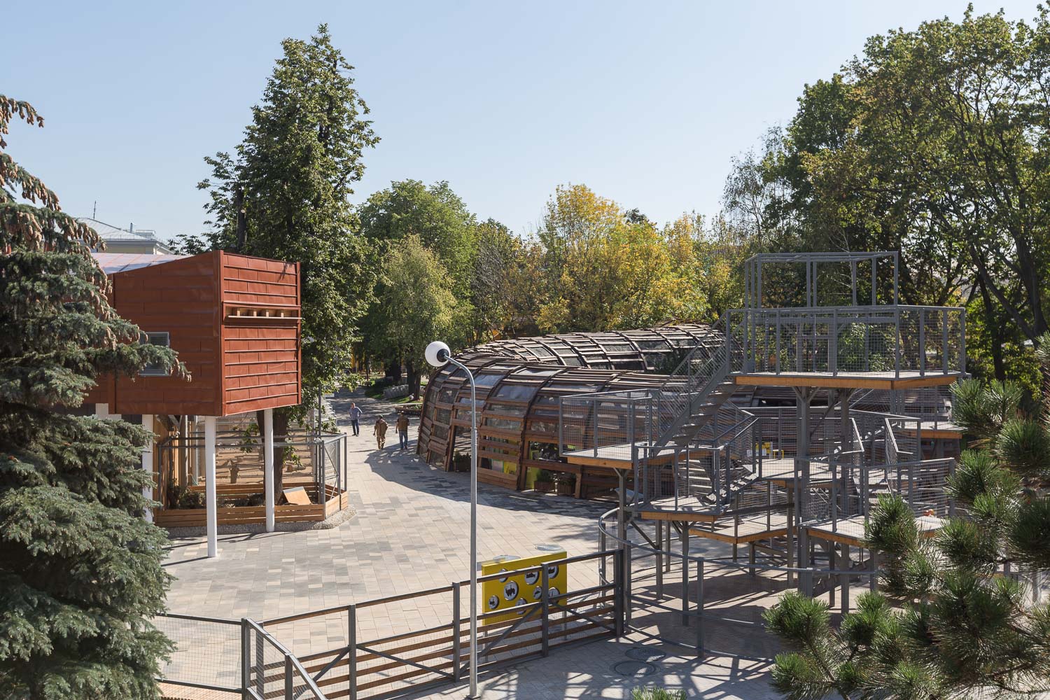 Новая детская зона в Московском зоопарке по проекту бюро Wowhaus