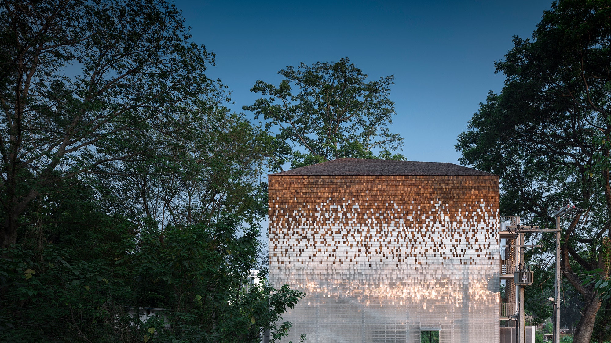 Дизайн отеля с прозрачным фасадом в Таиланде