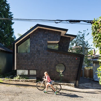 Маленький дом для японской семьи в Канаде