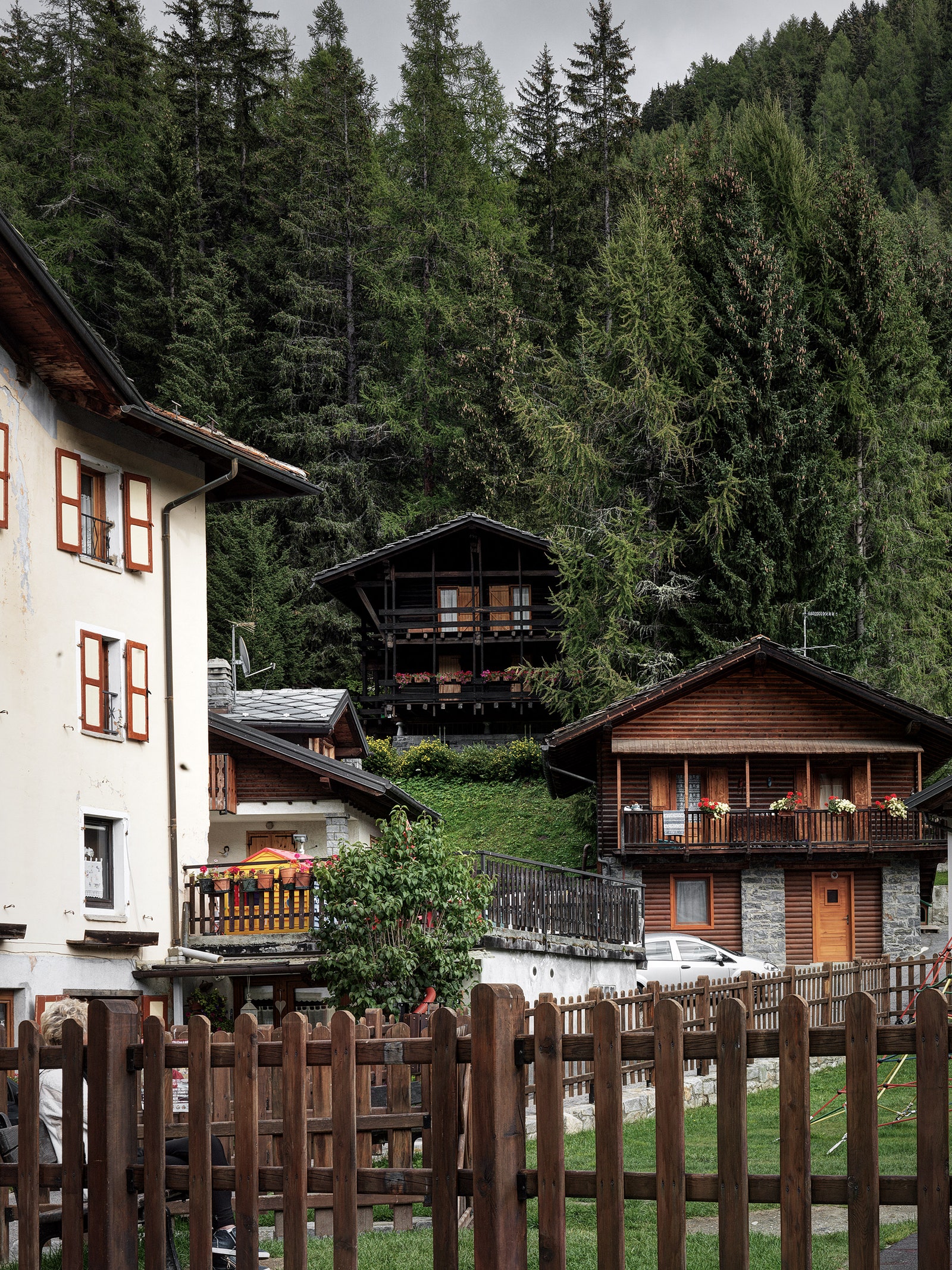 Карло Моллино новые фотографии альпийского домика по пректу архитектора