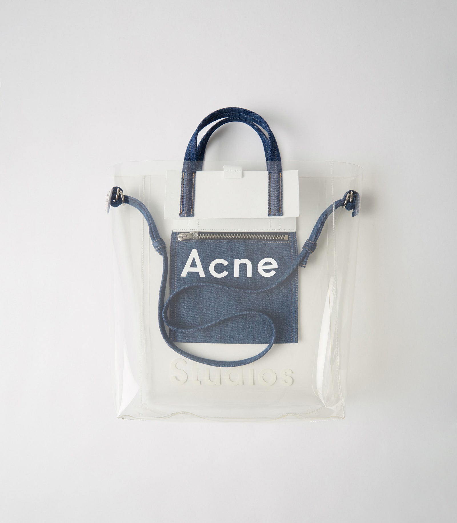 Новый минималистичный бутик Acne Studios в Китае