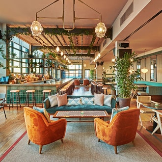 Бассейн на крыше и коворкинг: новый The Hoxton в Чикаго