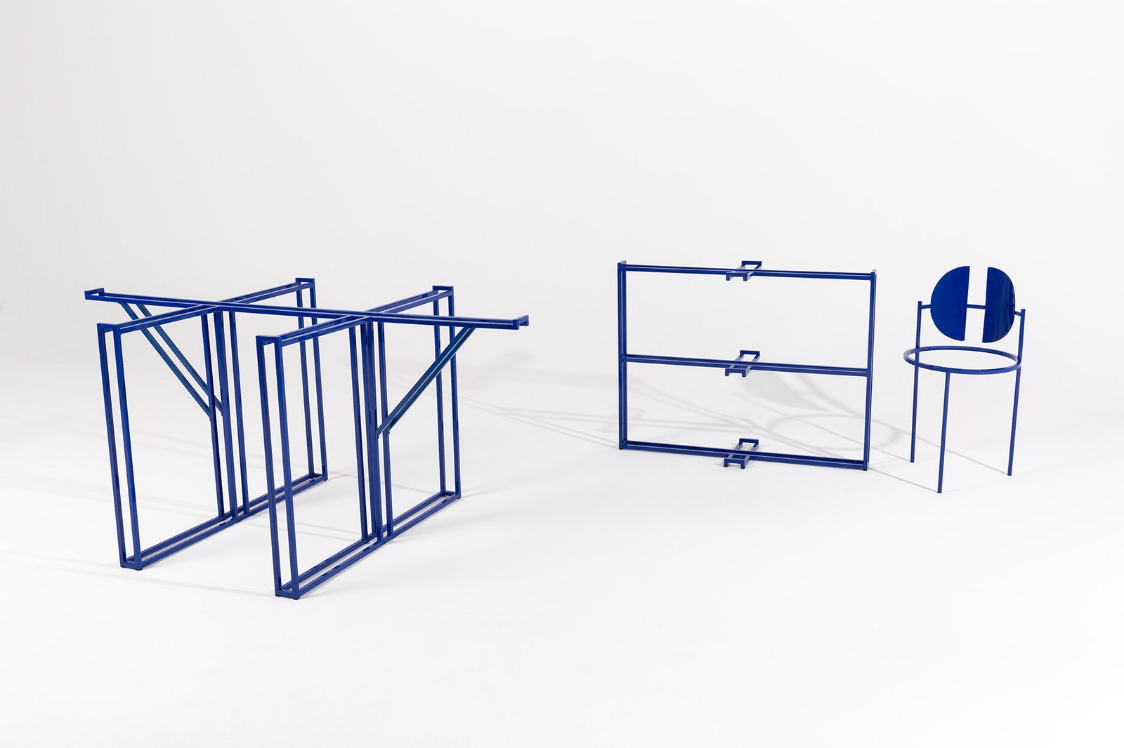 Коллекция геометрической мебели от Анхеля Момбьедро