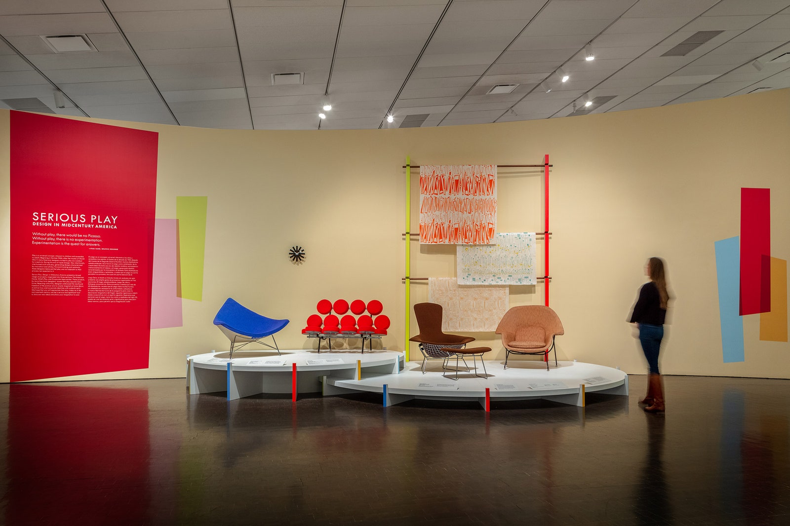 Выставка Serious Play Design in Midcentury America в Денвере