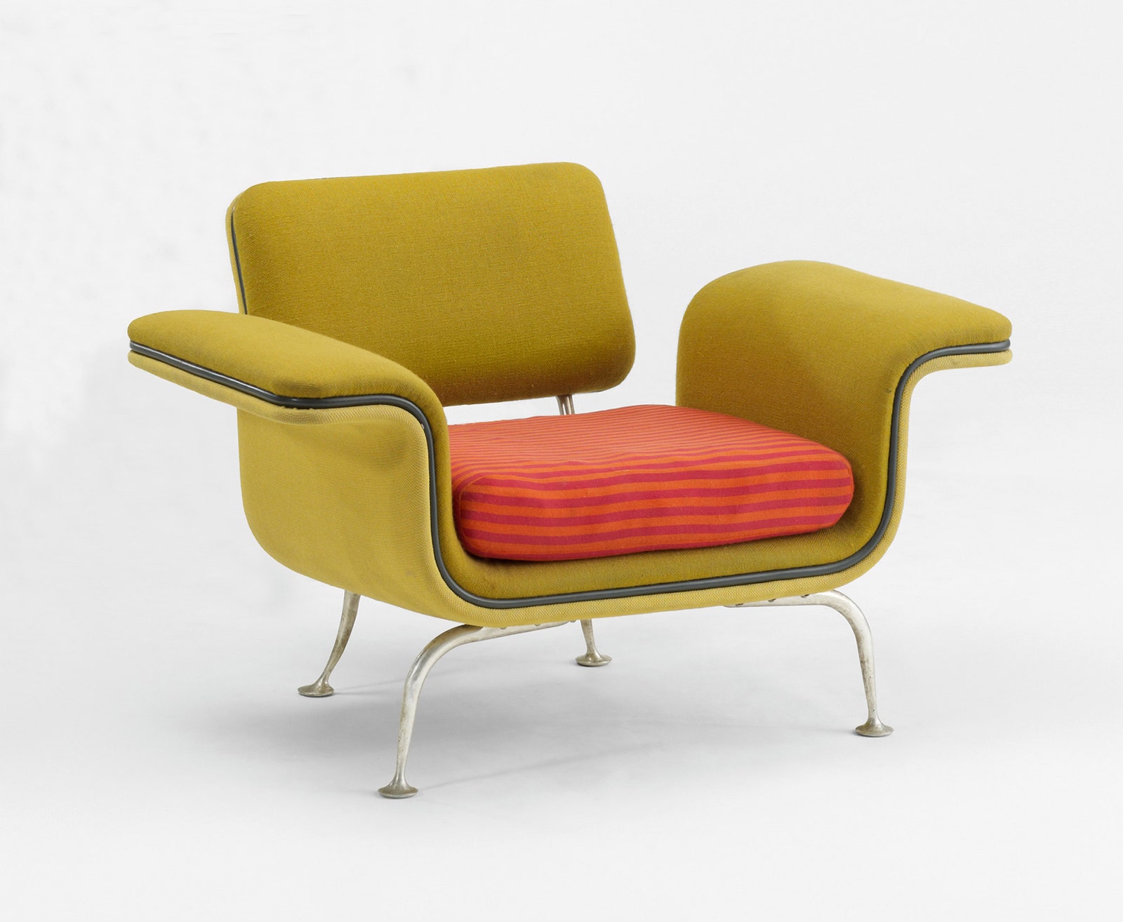 Александр Жирар кресло для Braniff International VIP Lounge модель 66310 около 1965. Изготовлено Германом Миллером....
