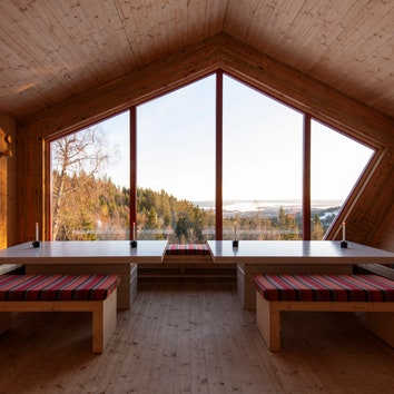 Бюро Snøhetta построило в Норвегии домик для отдыха с видом на Осло-фьорд
