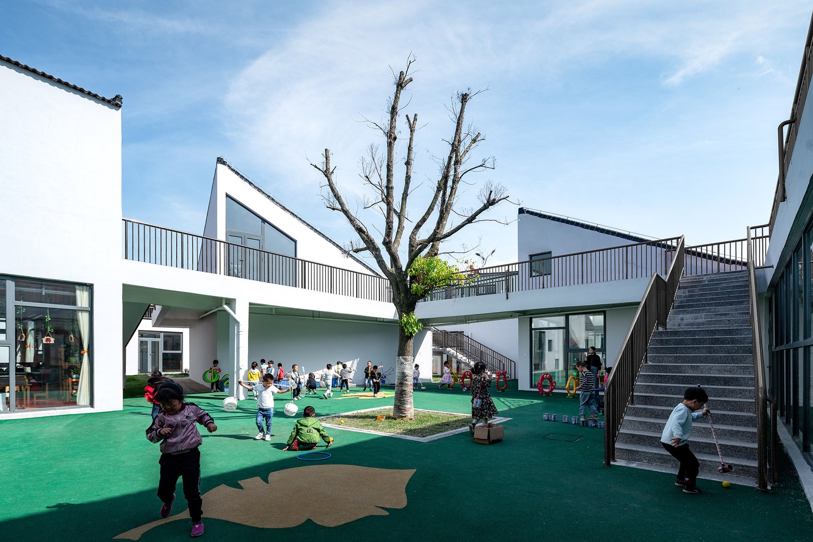 10 школ и детских садов с хорошей архитектурой