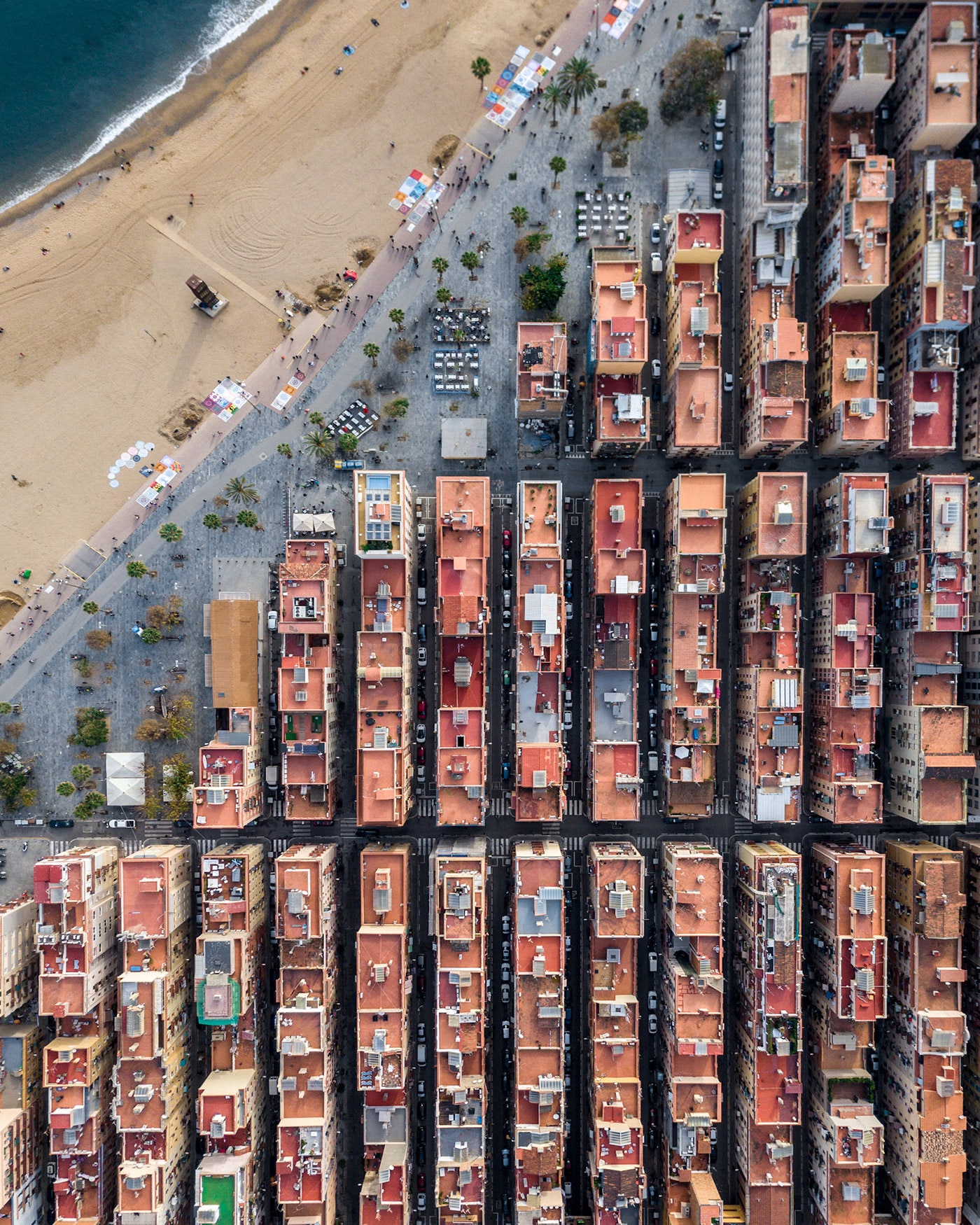 Архитектура Каталонии в фотографиях с дрона