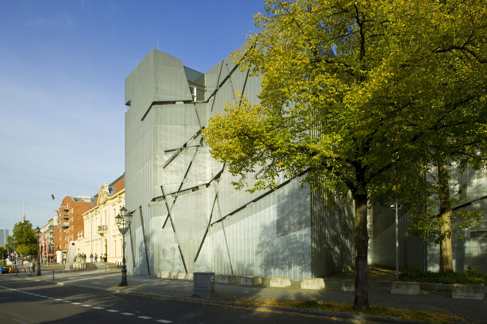 Еврейский музей в Берлине.