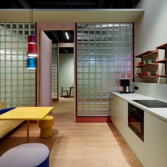 “Умная” аптека в стиле mid-century modern в Берлине