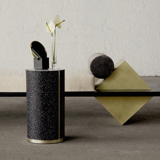 Сопротивление материалов: коллекция мебели от Slash Objects