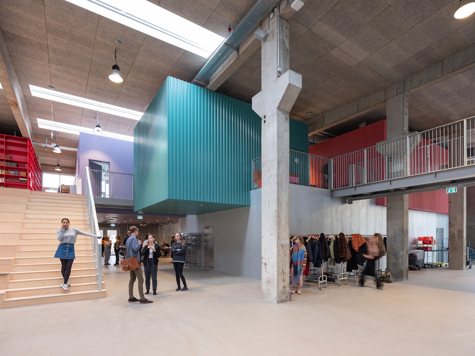 MVRDV и COBE завершили строительство школы для взрослых в Дании