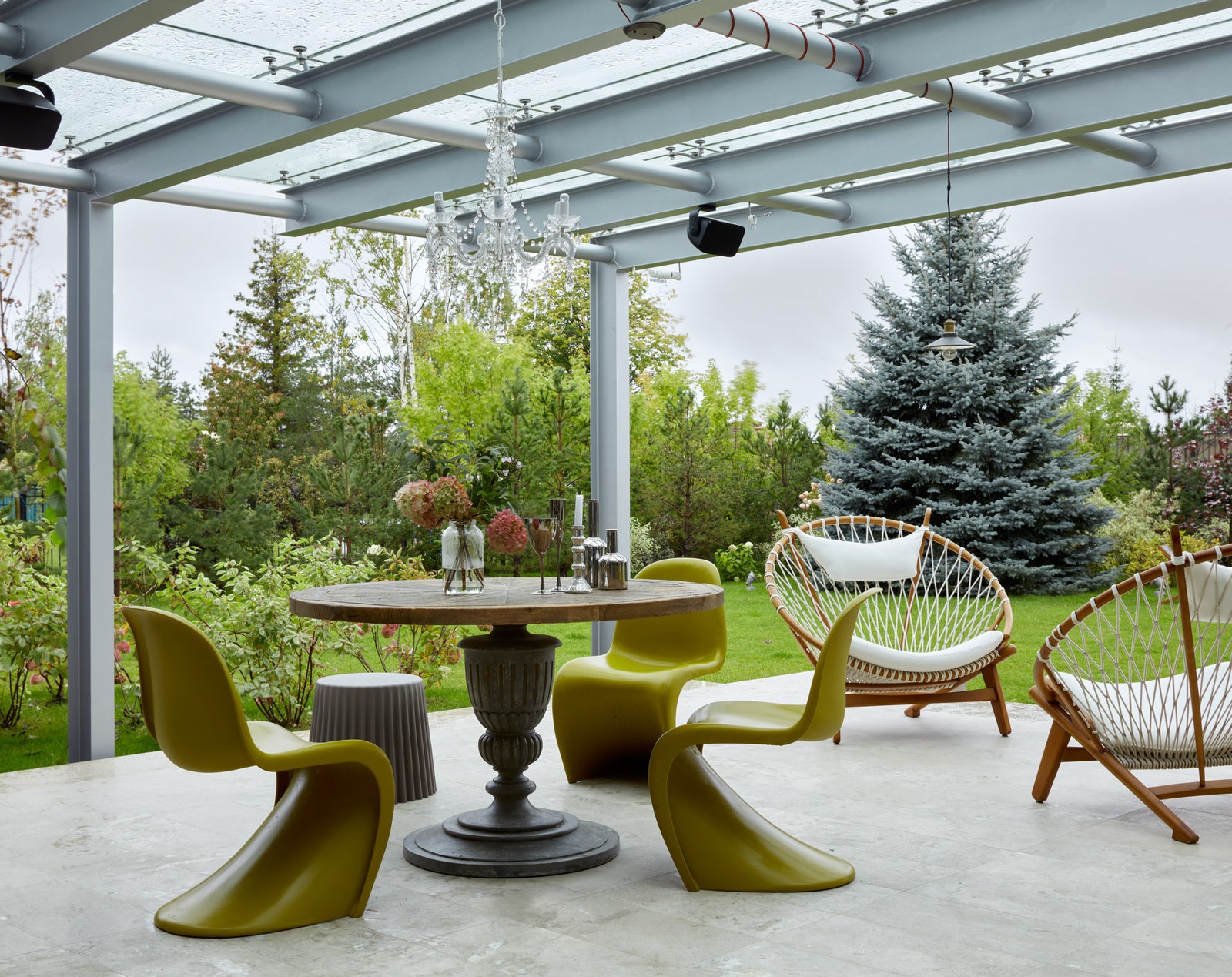 Как оформить столовую зону на открытой террасе 10 примеров от дизайнеров