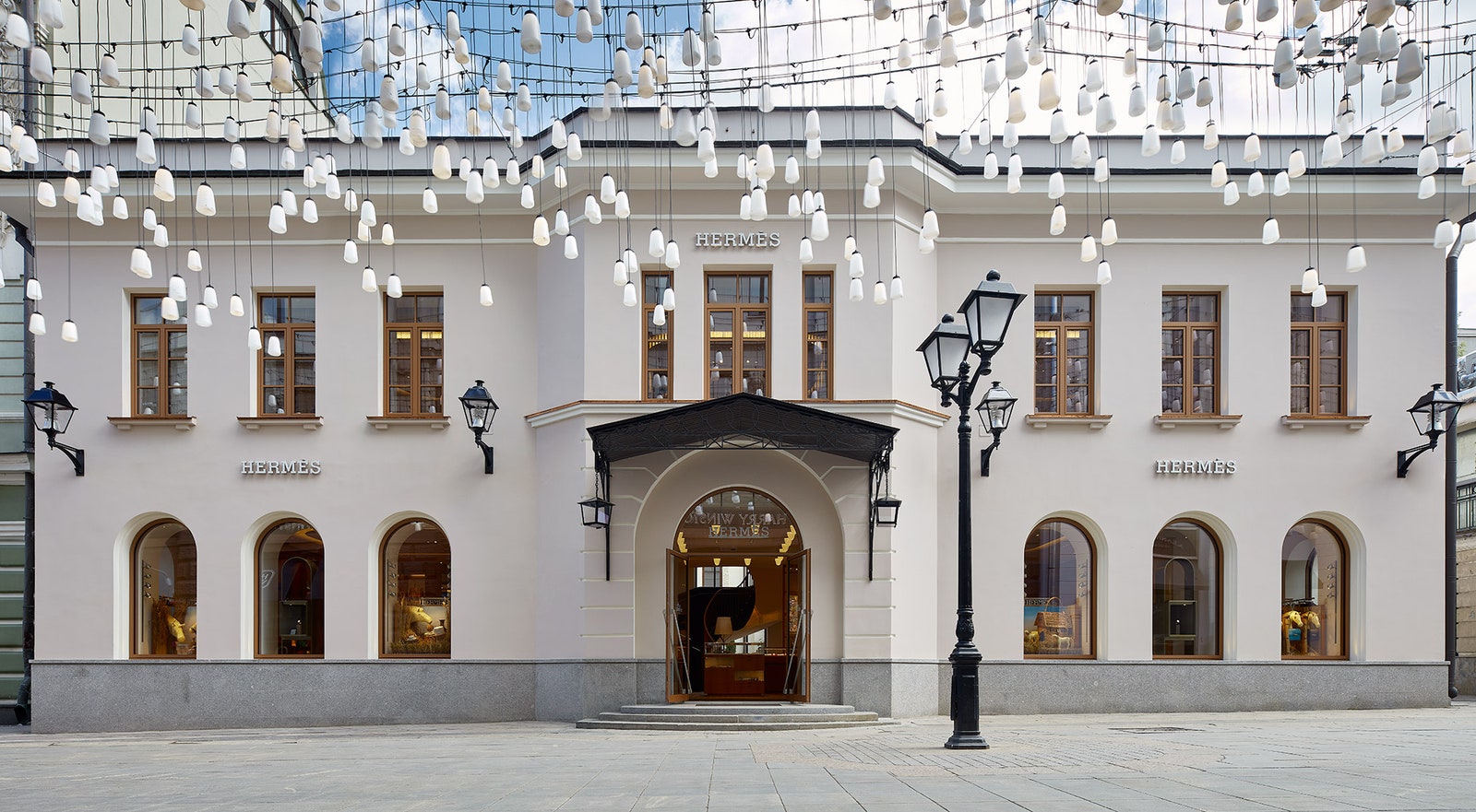 В Москве открылся обновленный бутик Hermès