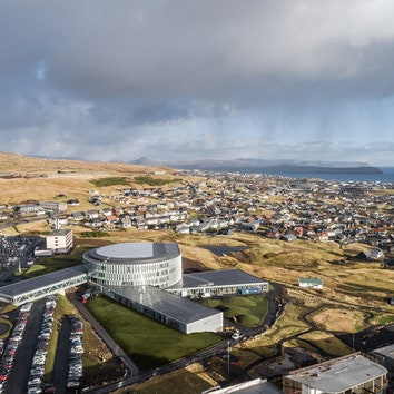 Новый колледж на Фарерских островах по проекту бюро BIG
