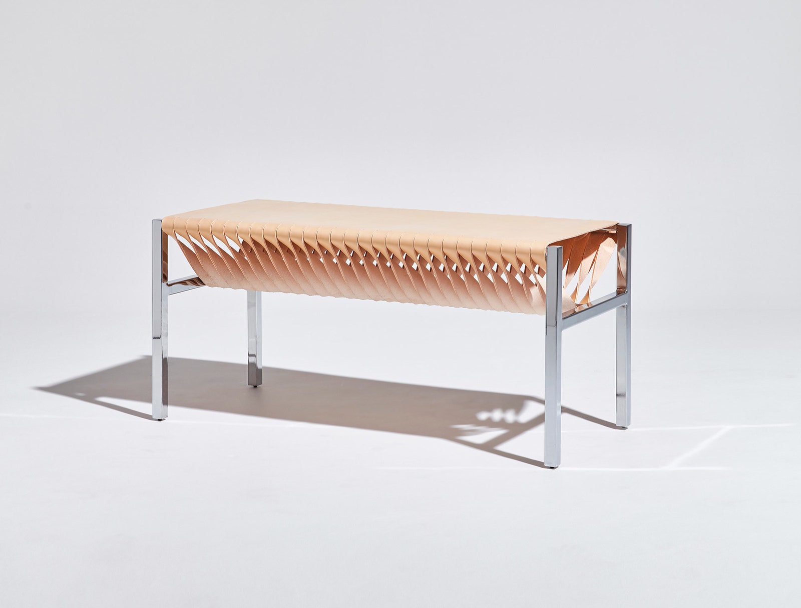 Кожаные переплеты мебель от DesignByThem и Диона Ли