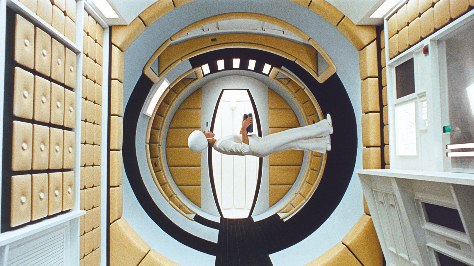 Выставка памяти Стэнли Кубрика в лондонском Музее дизайна