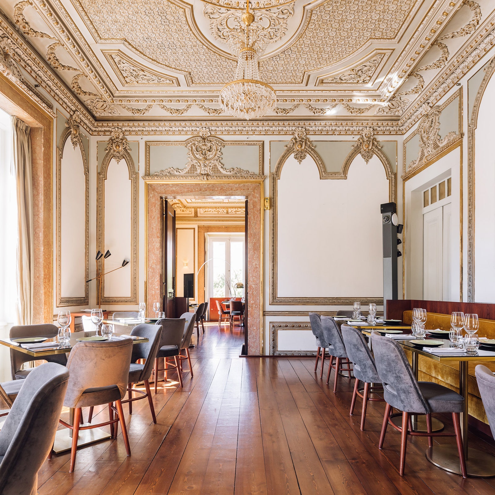 Ресторан во дворце XVIII века в Лиссабоне