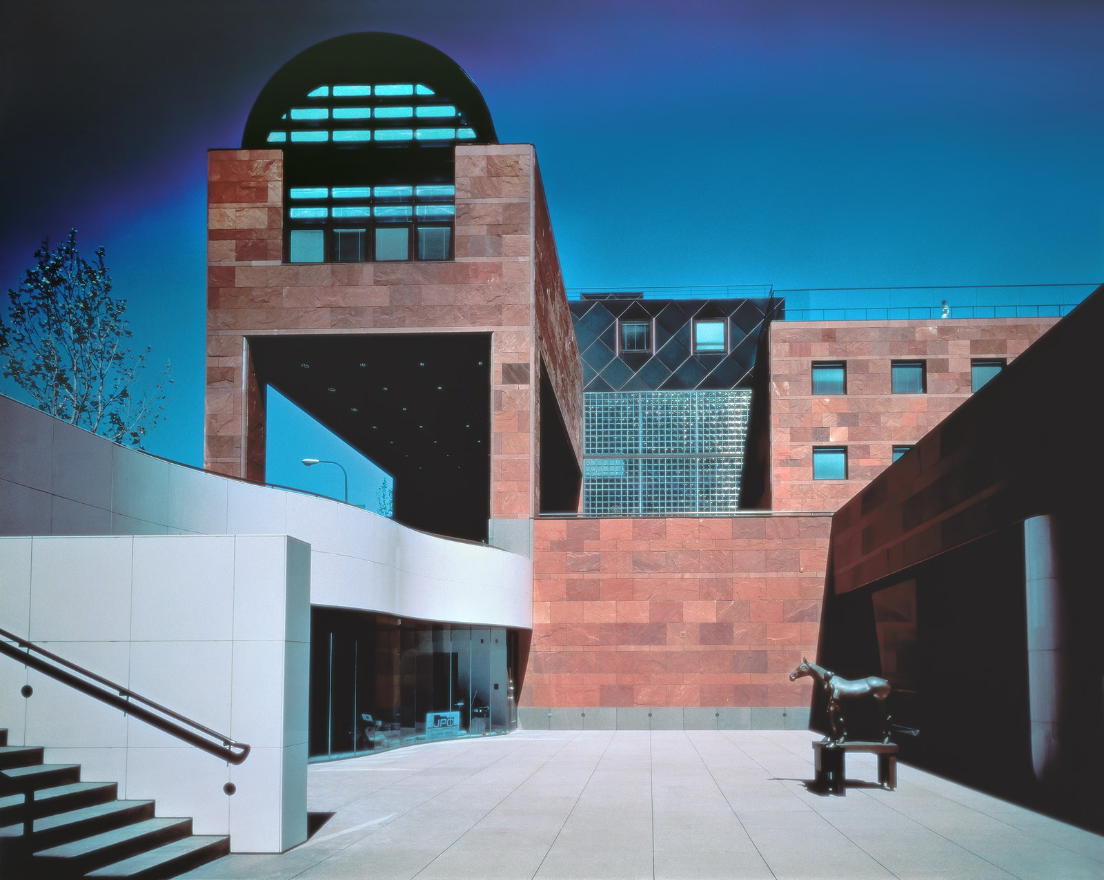 Музей современного искусства в ЛосАнджелесе. Фото Yasuhiro Ishimoto.