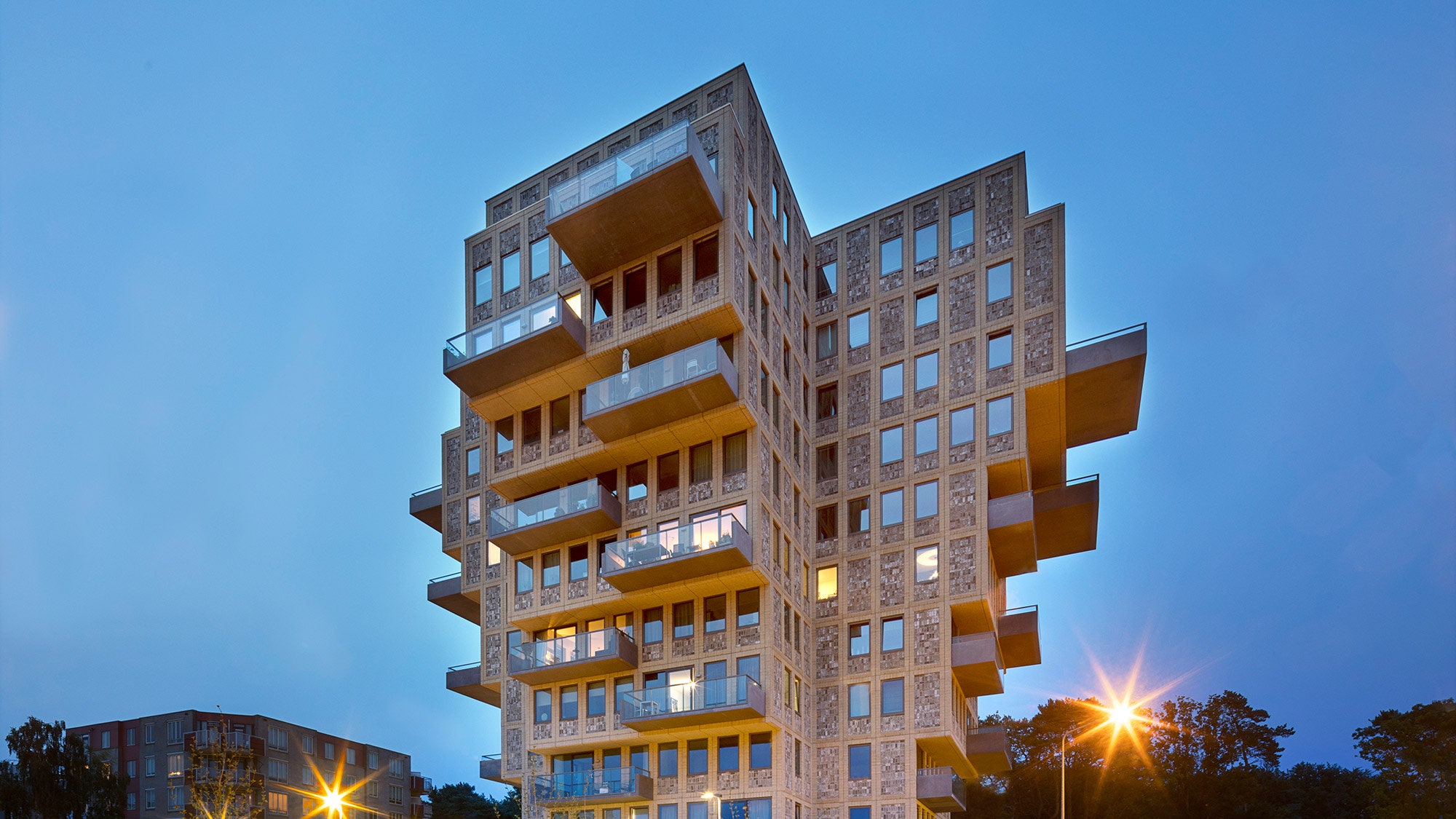 Скульптурная жилая башня в Нидерландах