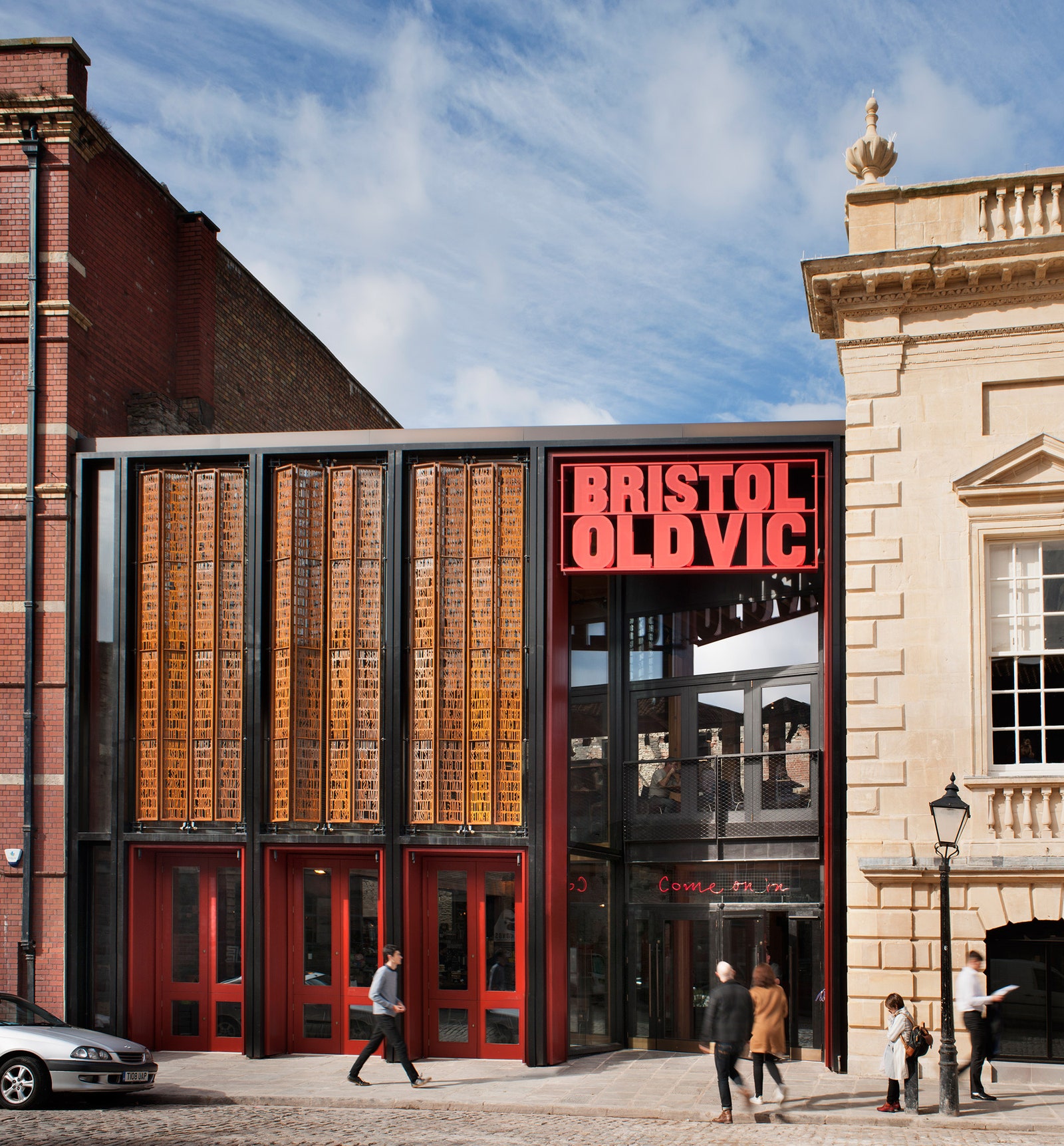 До и после реконструкция старинного театра Bristol Old Vic