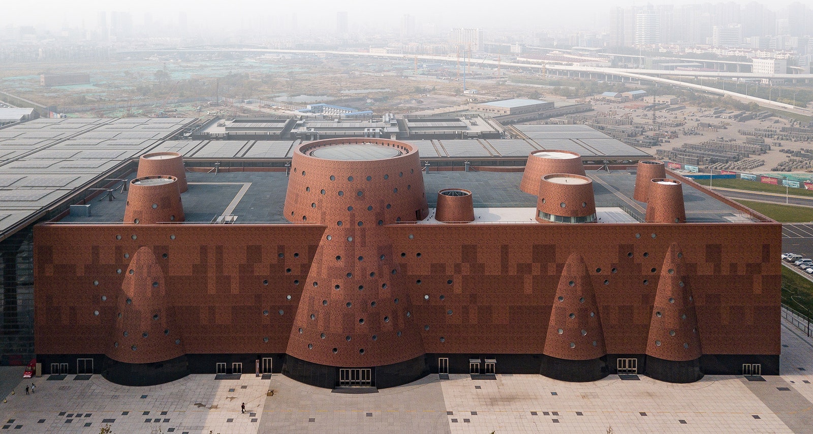 Музей Exploratorium по проекту Bernard Tschumi Architects в Тяньцзине