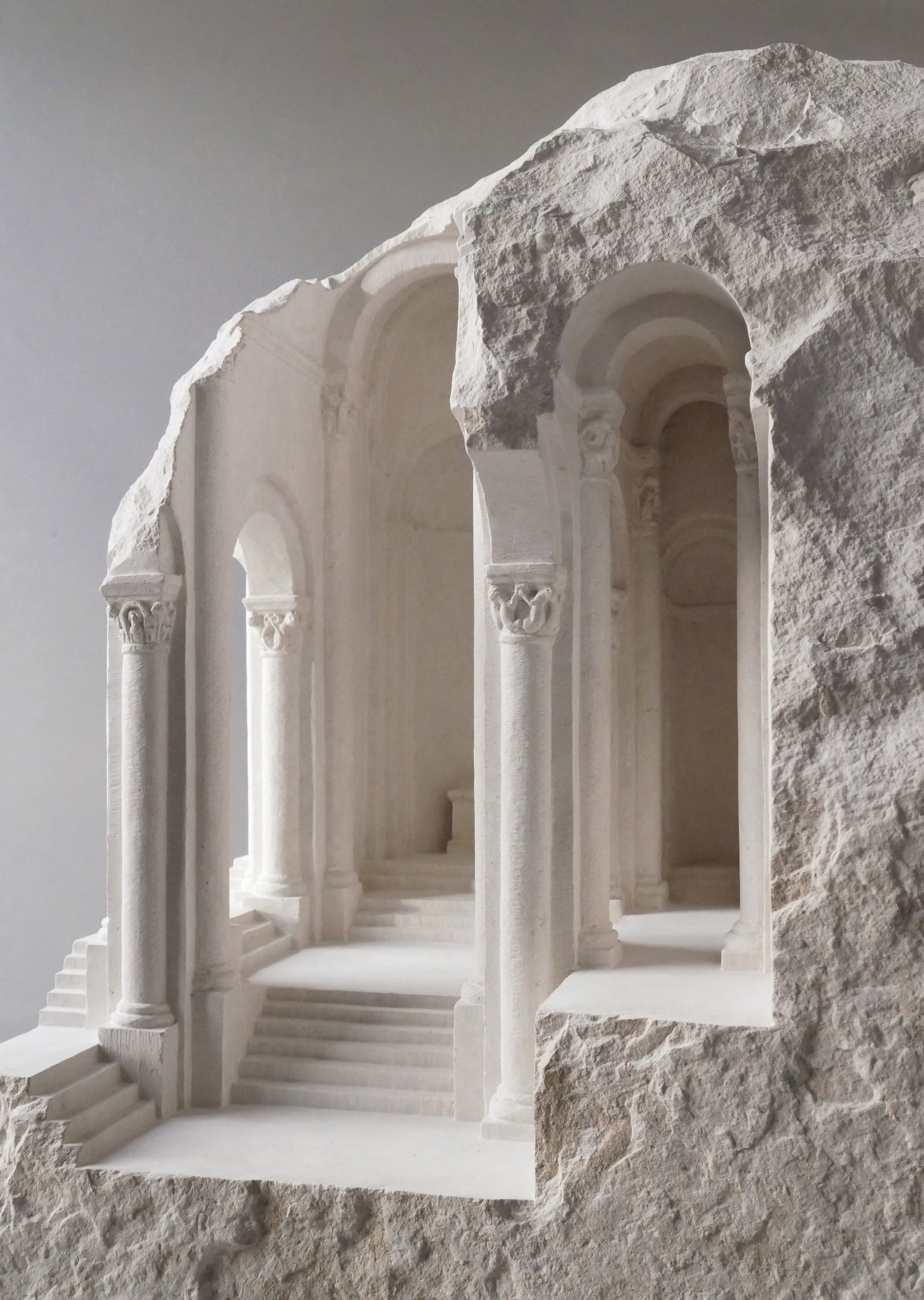Резной мрамор  архитектурные скульптуры от Мэтью Симмондса