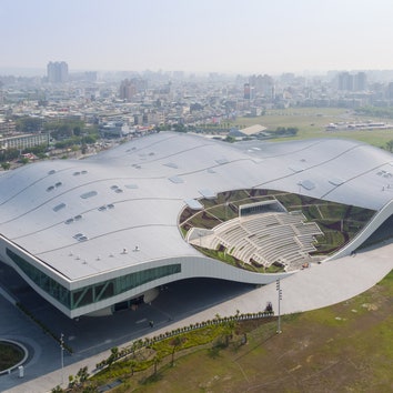 На Тайване завершили строительство Национального центра искусств