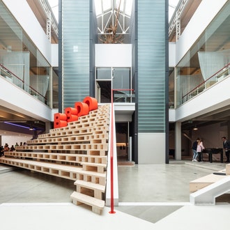 Новый офис BBDO в Брюсселе по проекту ZAmpone Architectuur