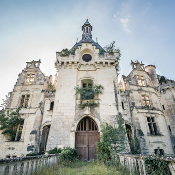 Страшно красиво: замок Мот-Шанденье во Франции