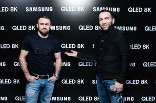 Спортсмен Али Багаутинов и президент промоутерской компании Fight Nights Global Камил Гаджиев.