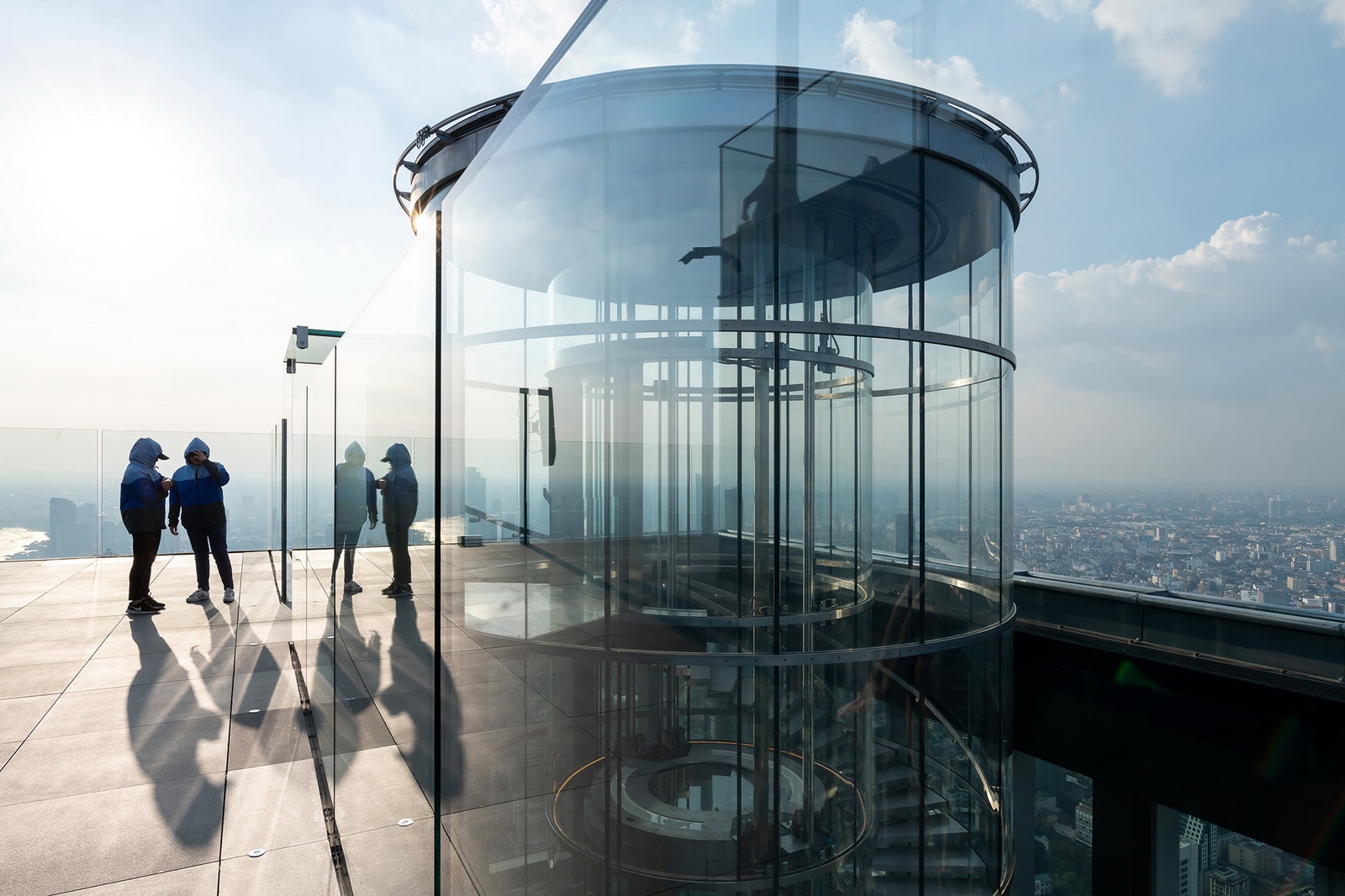 На втором по высоте небоскребе в Таиланде открылась смотровая площадка