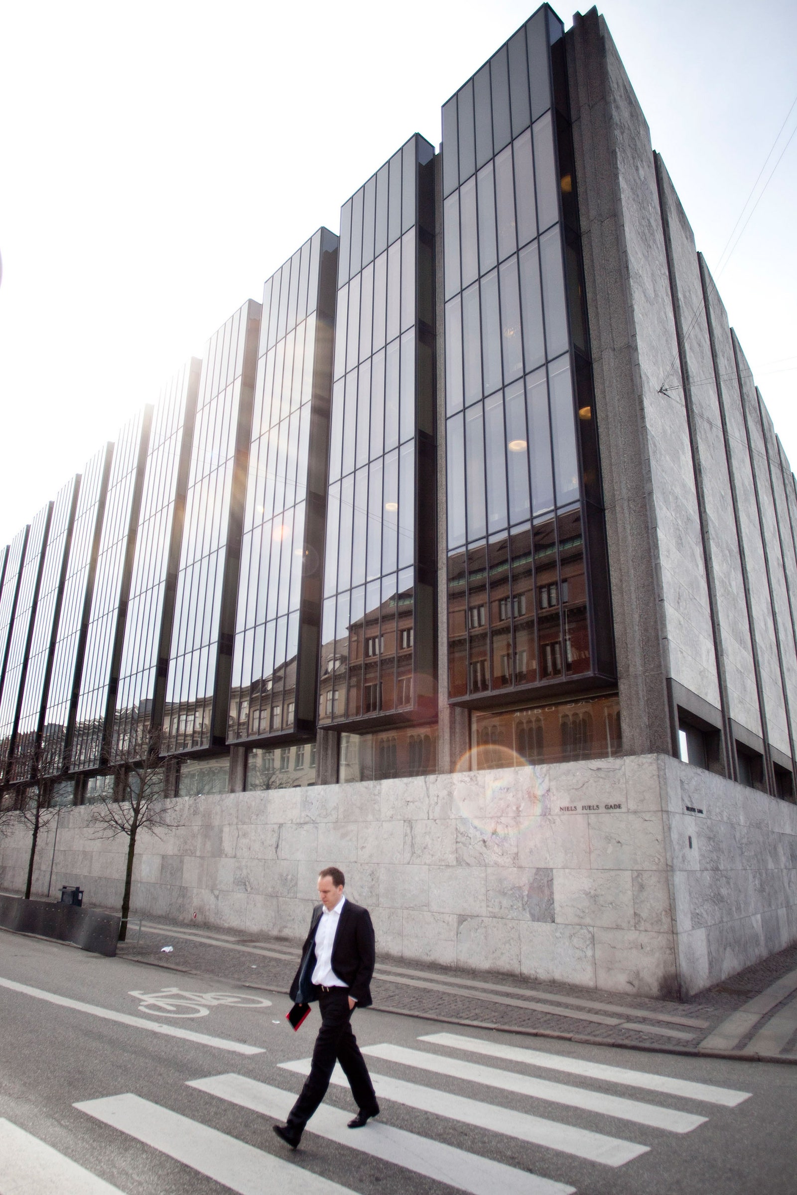 Национальный банк Дании по проекту Арне Якобсена.