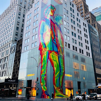 Двенадцатиэтажная скульптура Вирджила Абло для Louis Vuitton в Нью-Йорке