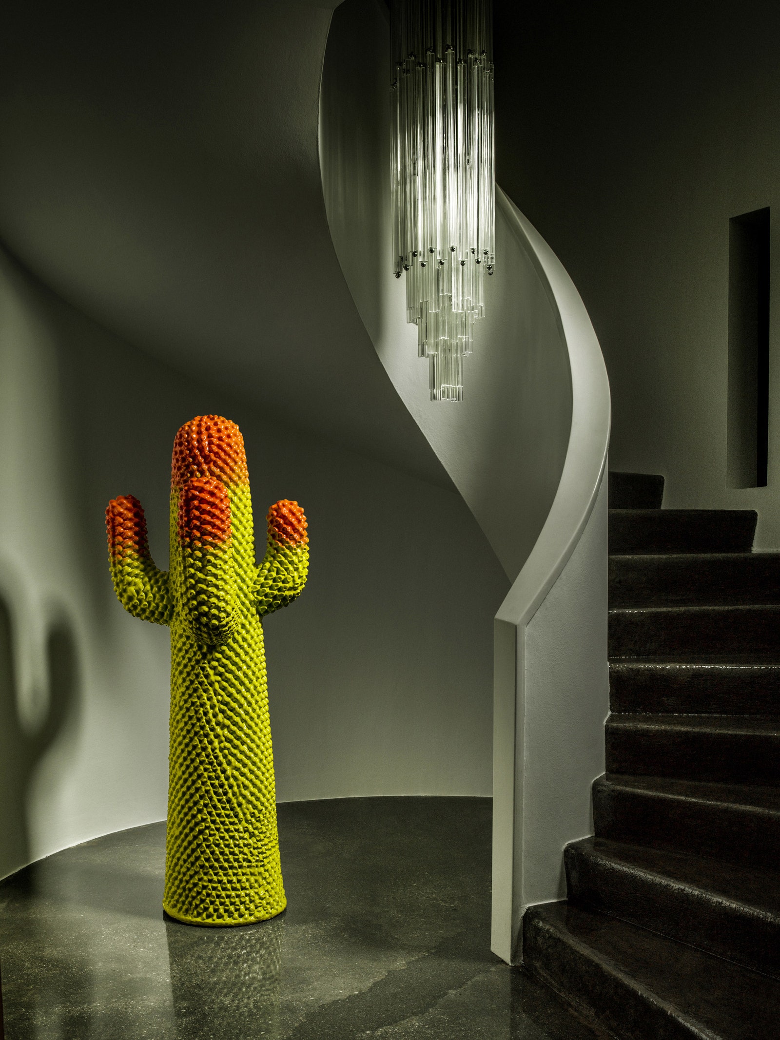 Gufram Cactus от дизайнеров Guido Drocco and Franco Mello 1972. © Gufram.