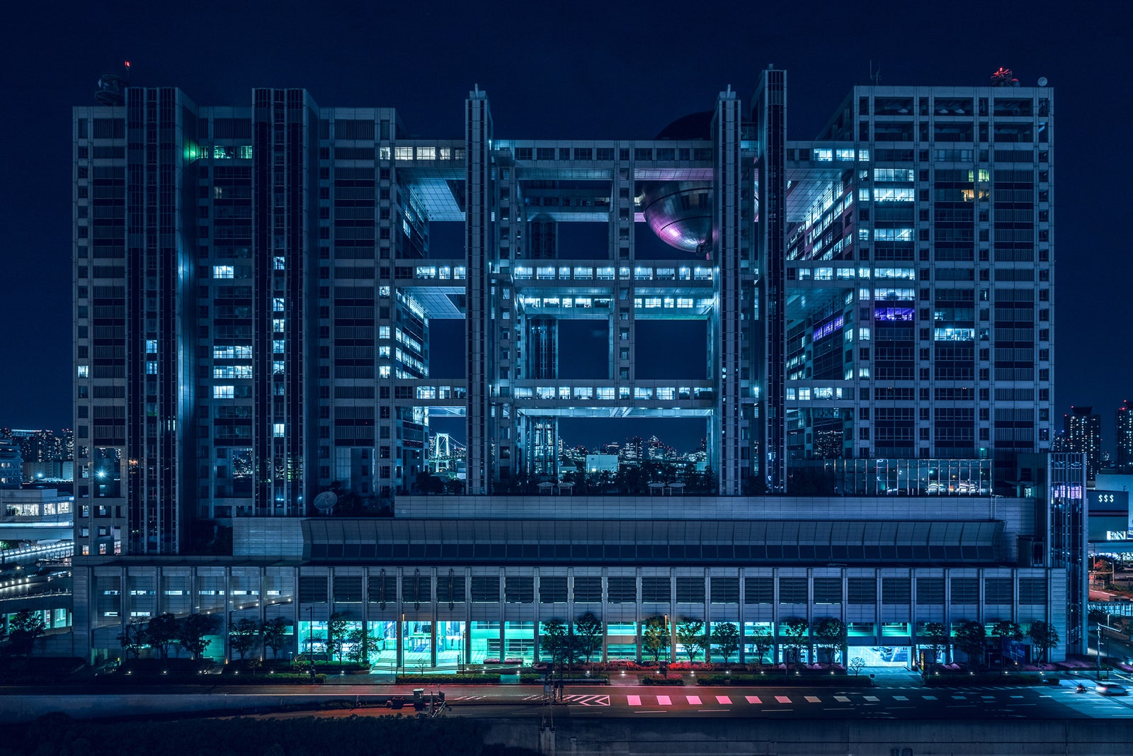 Архитектура в объективе ночной Токио глазами Тома Блэчфорда