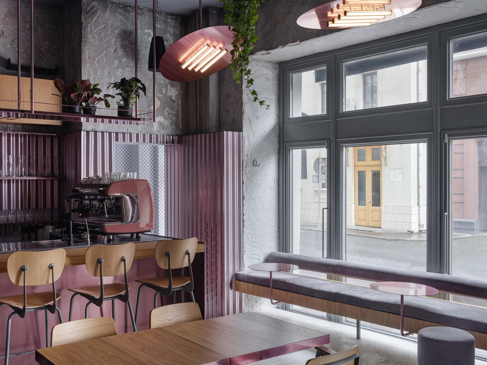 Ресторан Rare Pastrami Bar в Милютинском переулке по проекту Гарри Нуриева