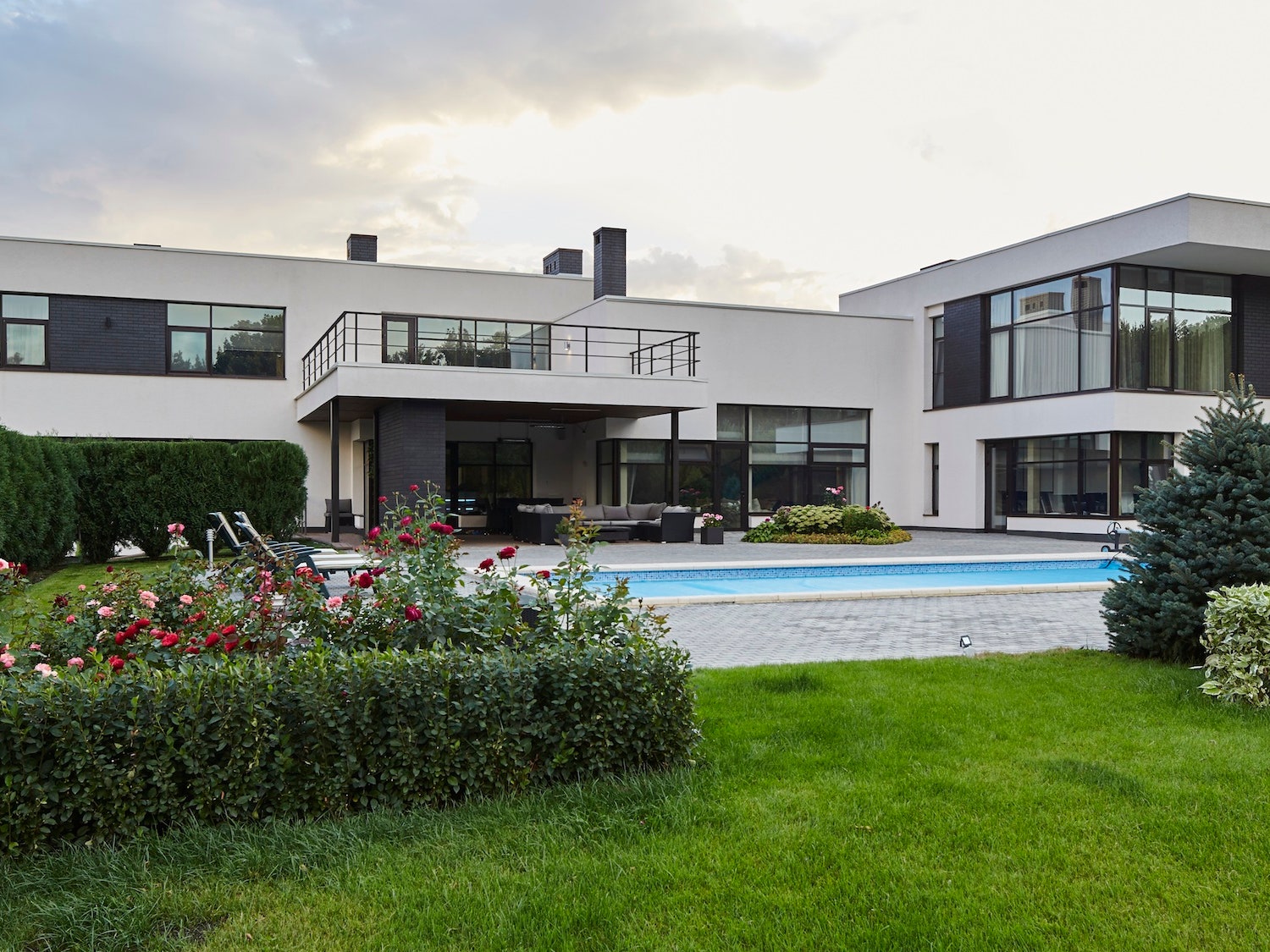 Солнечный дом в Саратовской области, 700 м²