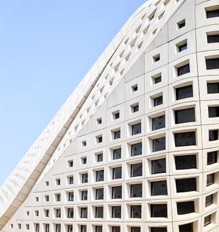 Международный молодежный центр в Китае по проекту Zaha Hadid Architects.