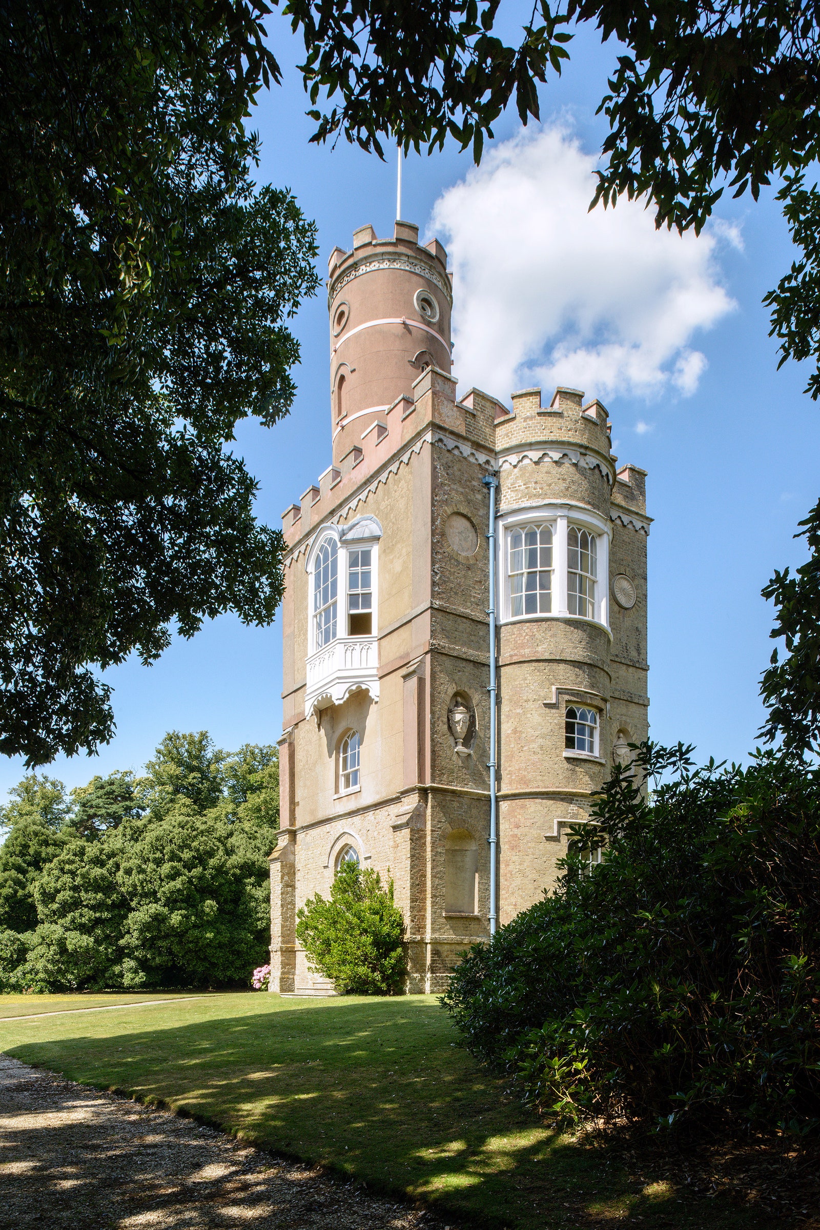отпускпообмену башня XVIII века в Великобритании