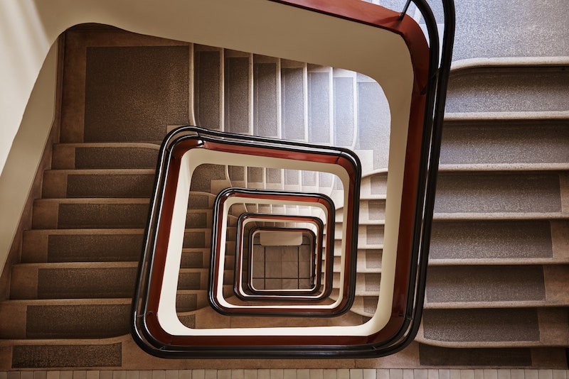 Винтовые лестницы фото архитектуры Будапешта в проекте Time Machine