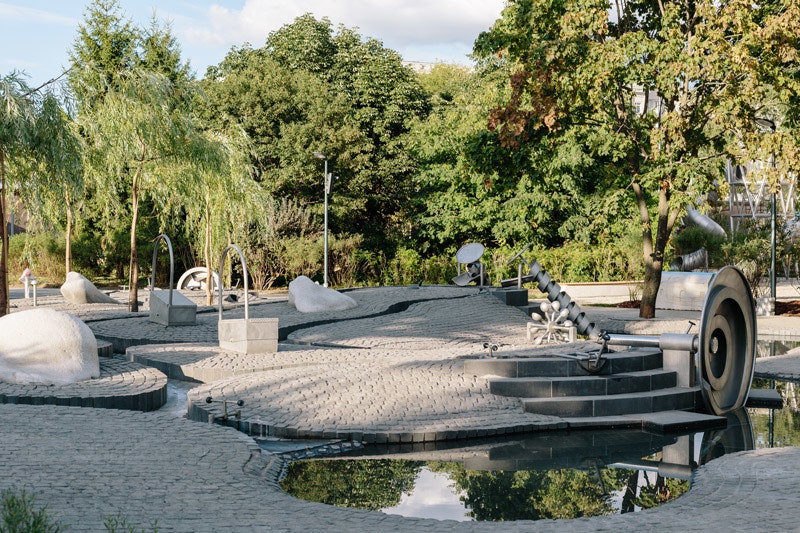 В Парке Горького откроют современную игровую площадку