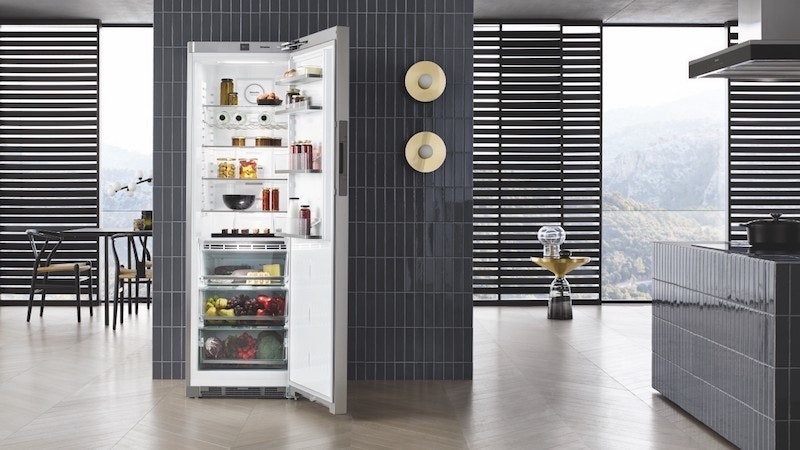 Холодильники Miele с системой Silence оснащены шумоизолирующим контуром охлаждения и шумоизолирующими матами — можно...