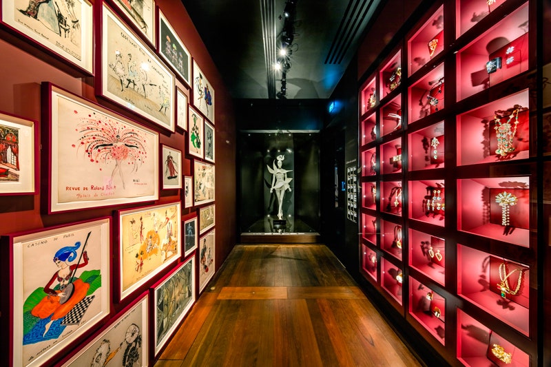 Интересные новые музеи в Париже Кейптауне Афинах Марракеше АбуДаби