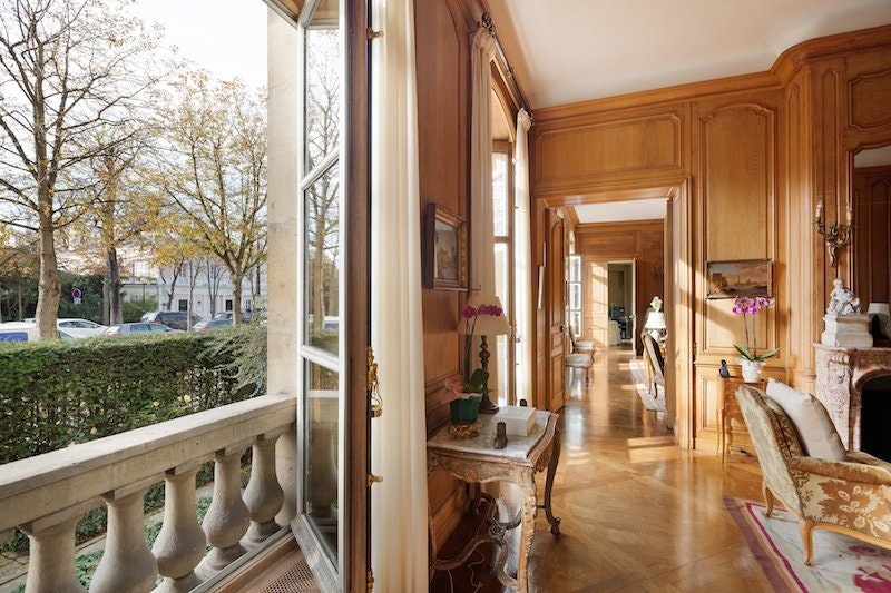 Классические квартиры в Лондоне Париже и НьюЙорке выставленные на продажу