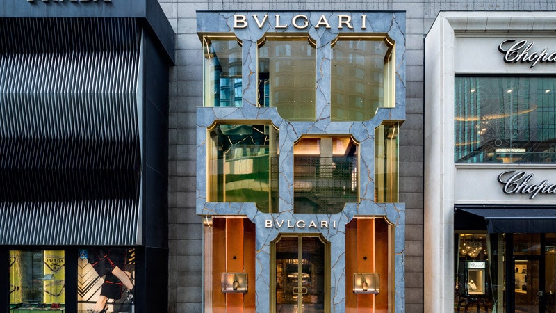 Фасад флагманского бутика Bvlgari в КуалаЛумпуре разработало бюро MVRDV
