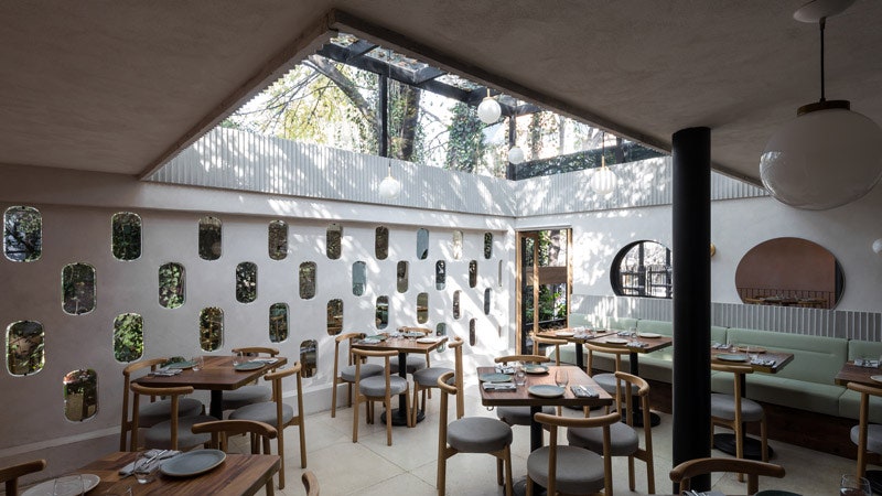 Ресторан Meroma в Roma Norte в Мехико фото интерьеров от студии OPA